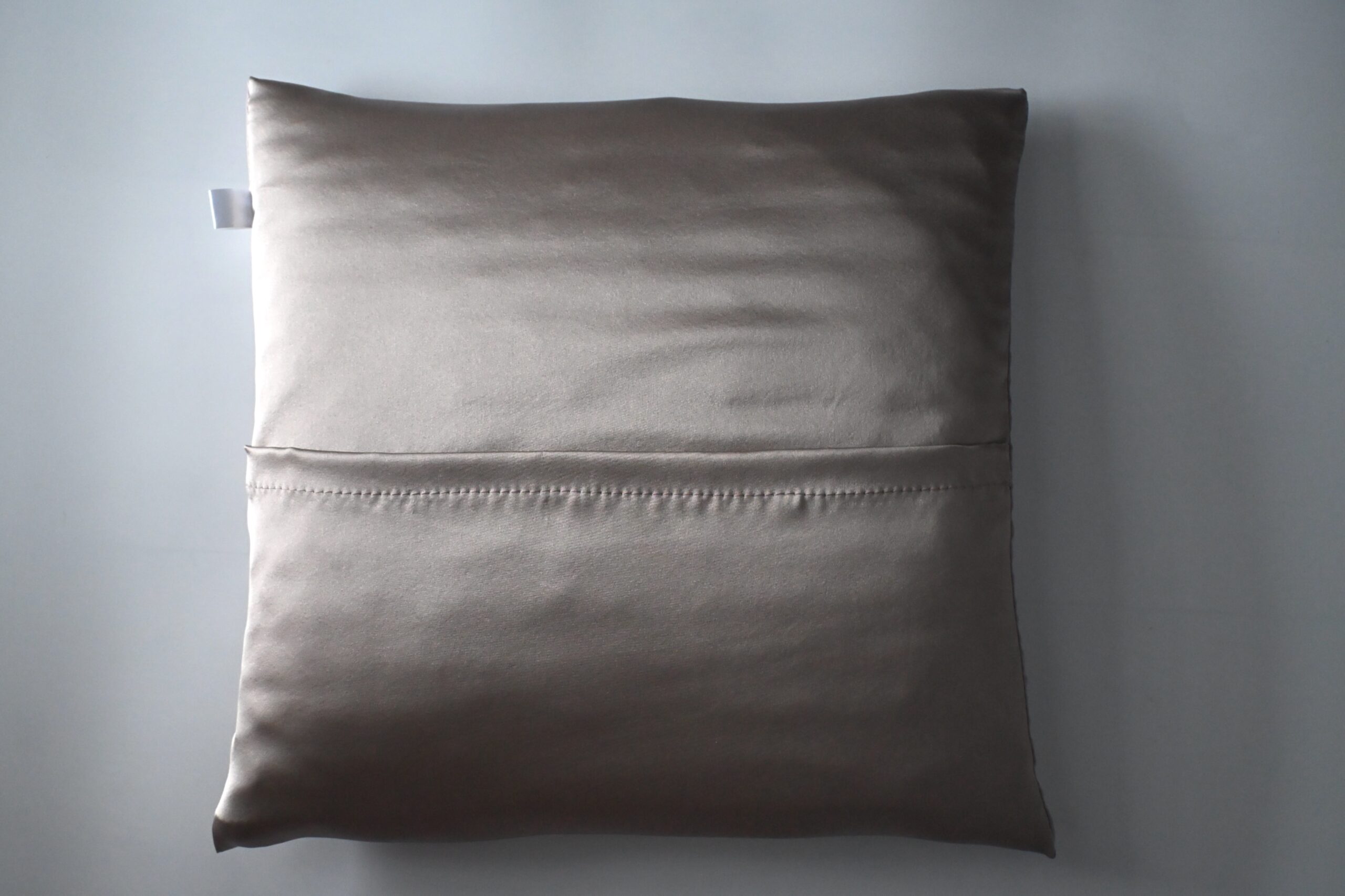 Jedwabna podszewka na poduszkę - obrazek 3