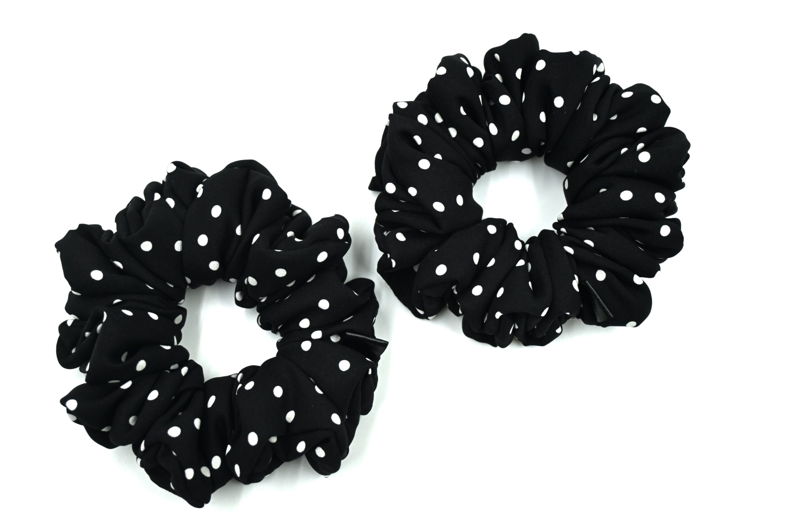 Scrunchie Czarna w Białe Kropki Jedwab- Standard - obrazek 3